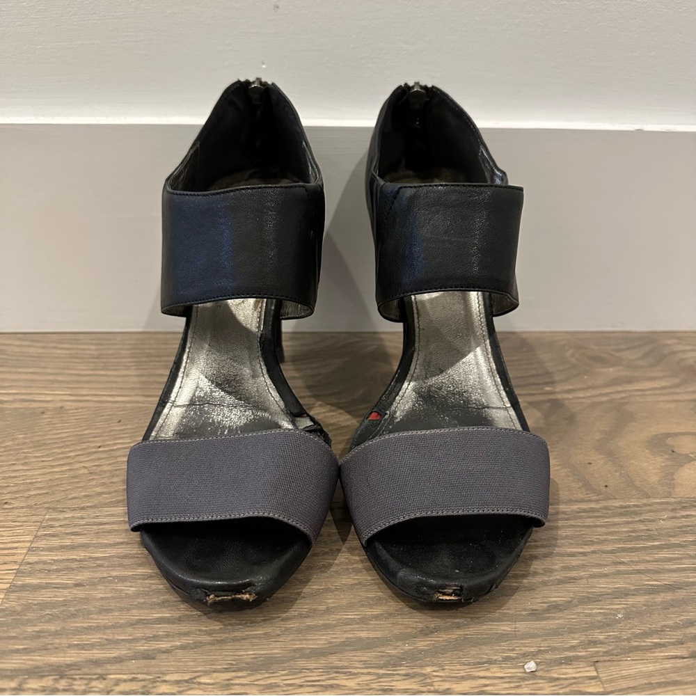 J. Crew Black Leather Heals w/ Grey Grosgrain Ribbon Strap & Zipper Detail - Picture 2 of 9